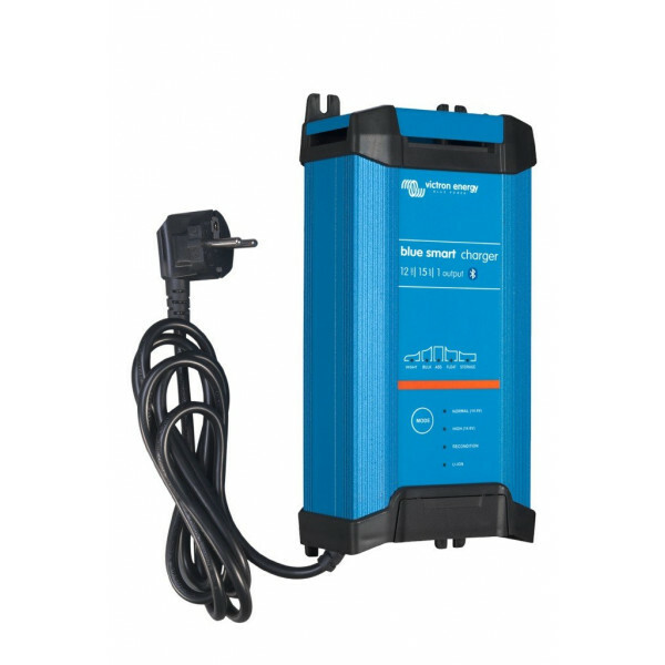Victron Blue Smart IP22 Charger 12/15 (1)